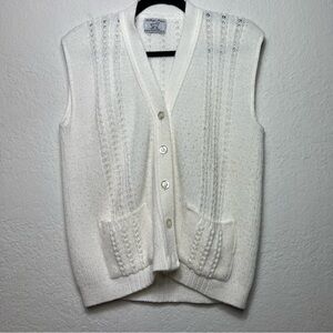 Vintage 1980s College Point Front Pocket Sleeveless Cardigan Vest